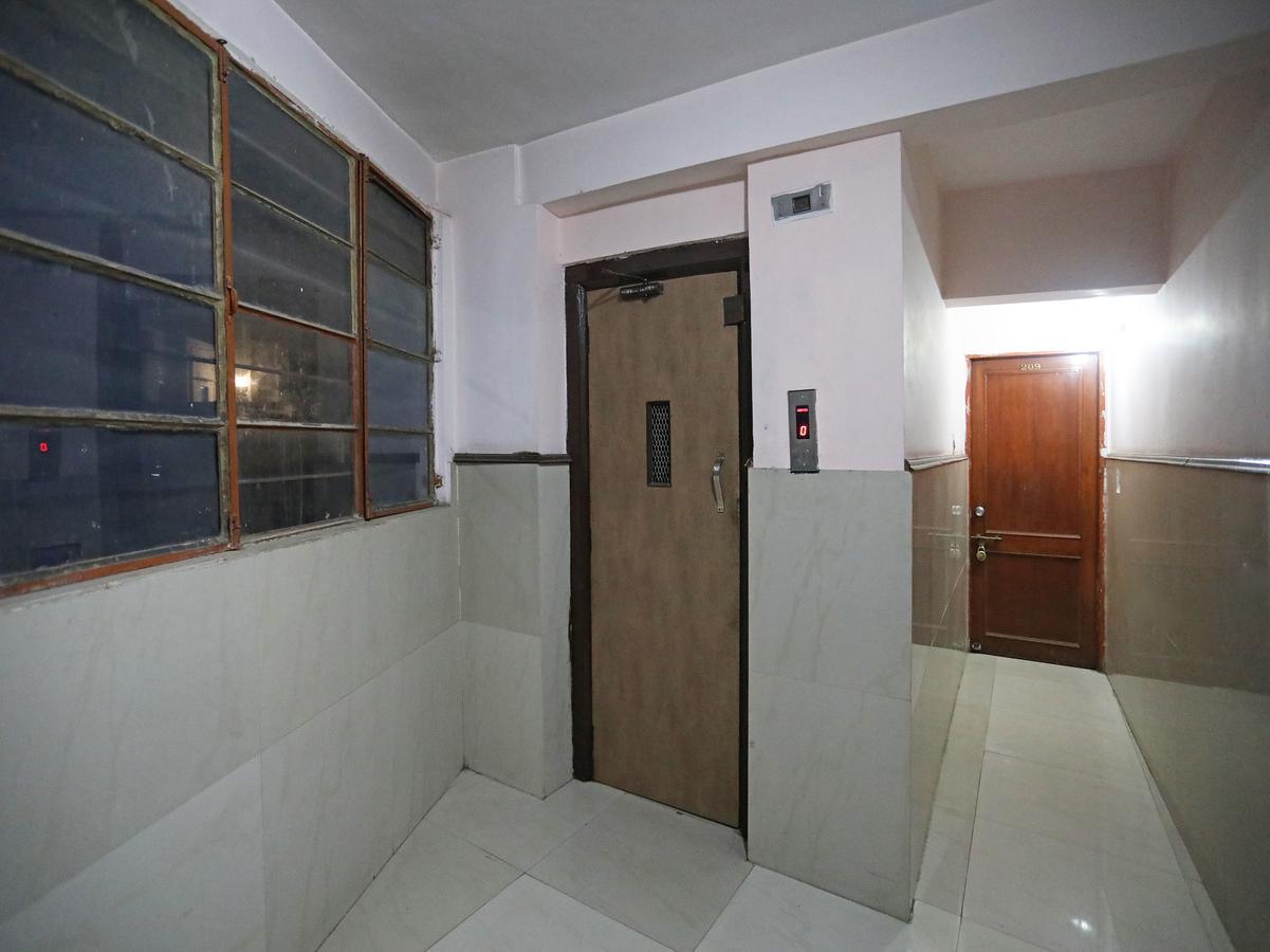 Oyo 9713 Hotel Regency 阿杰梅尔 外观 照片