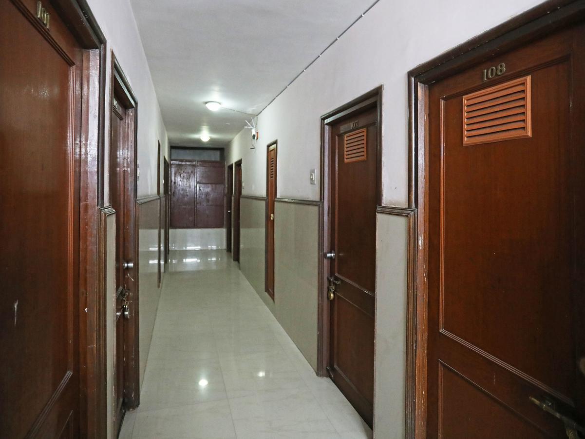 Oyo 9713 Hotel Regency 阿杰梅尔 外观 照片